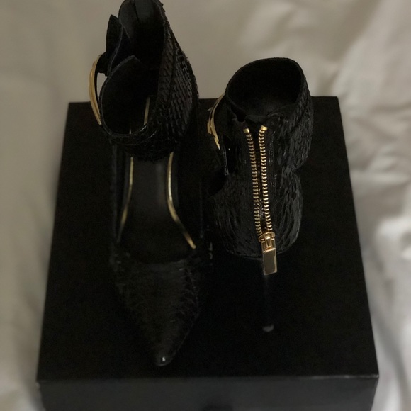 Rachel Zoe Pump - Picture 3 of 8